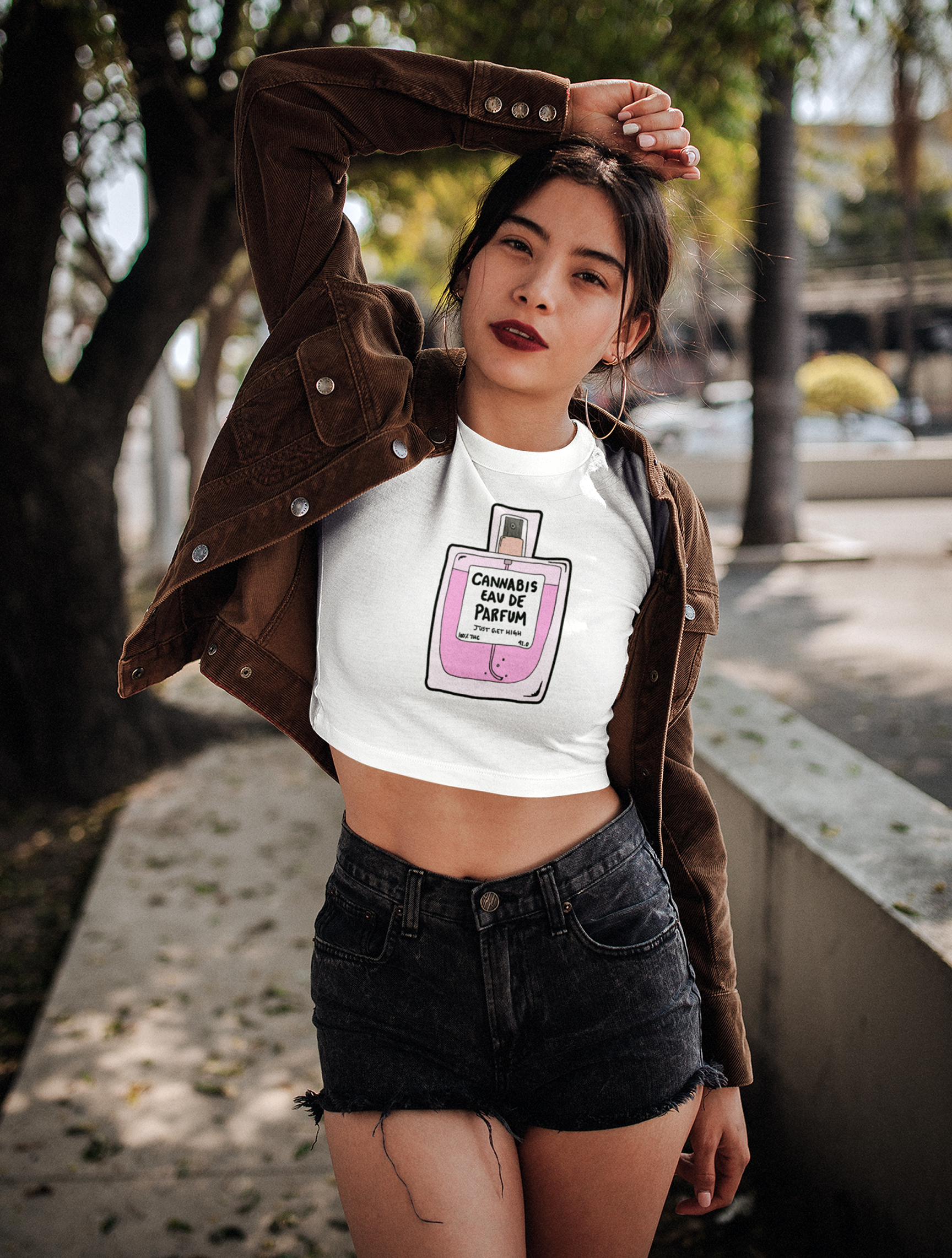 just get high_slide_parfume crop top