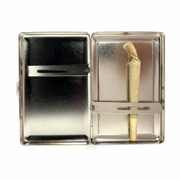 SMOKING CASE: KUSH EAU DE PARFUM • GREEN QUEEN