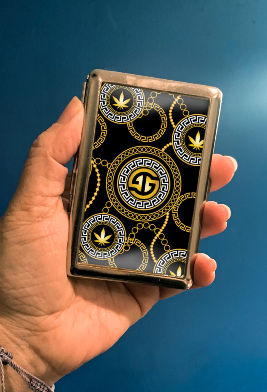 Smokers Case: Ganja Glam Gold Chains