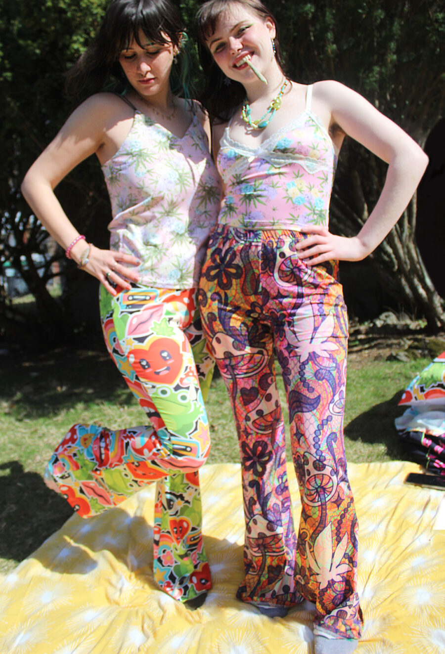 Flared Leggings: Stay Trippy