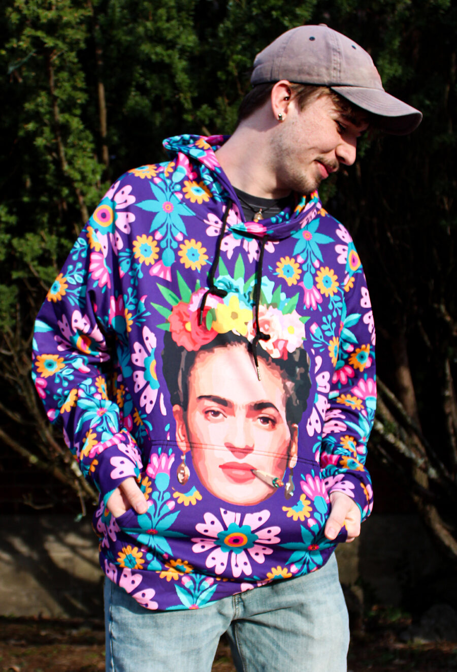 AOP Hoodie: Frida Fumes