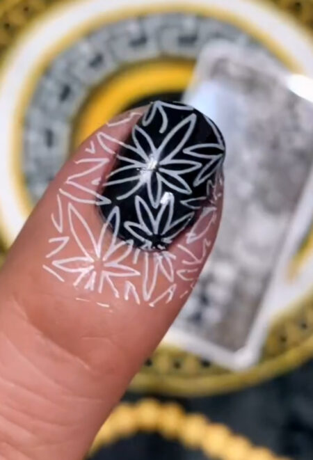 Nail Stamping Plate: Ganja Glam